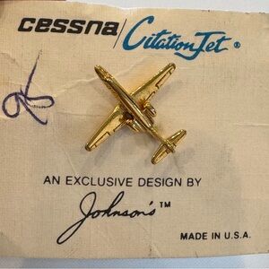 Lapel Hat Pin Cessna Citation Jet Airplane Made In USA Gold Tone